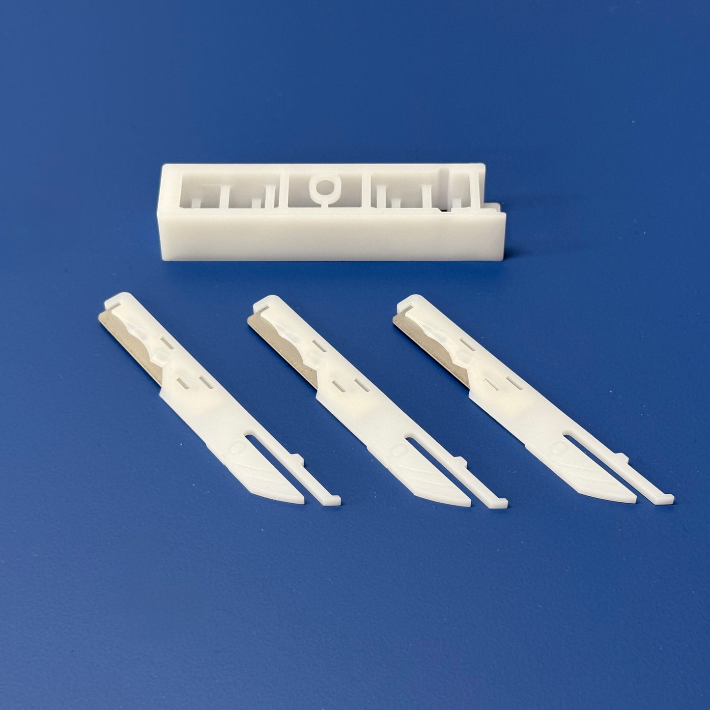 QLOP Rubber Cutter (2Q Blade) – Standard Bundle | Worldwide Shipping Included